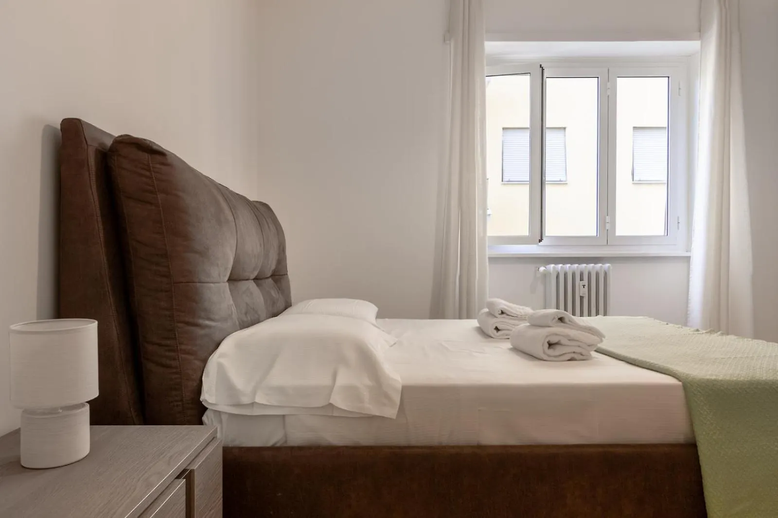 Cozy Retreat Saint John Apartment Rome