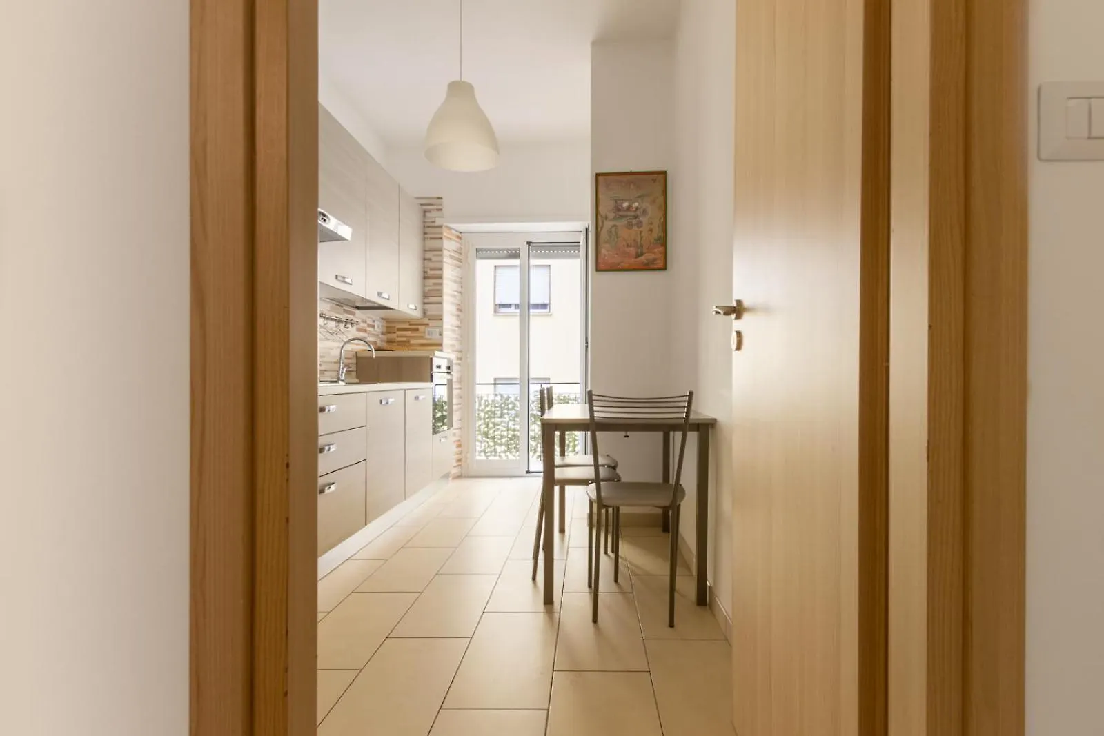 Cozy Retreat Saint John Apartment Rome Italy
