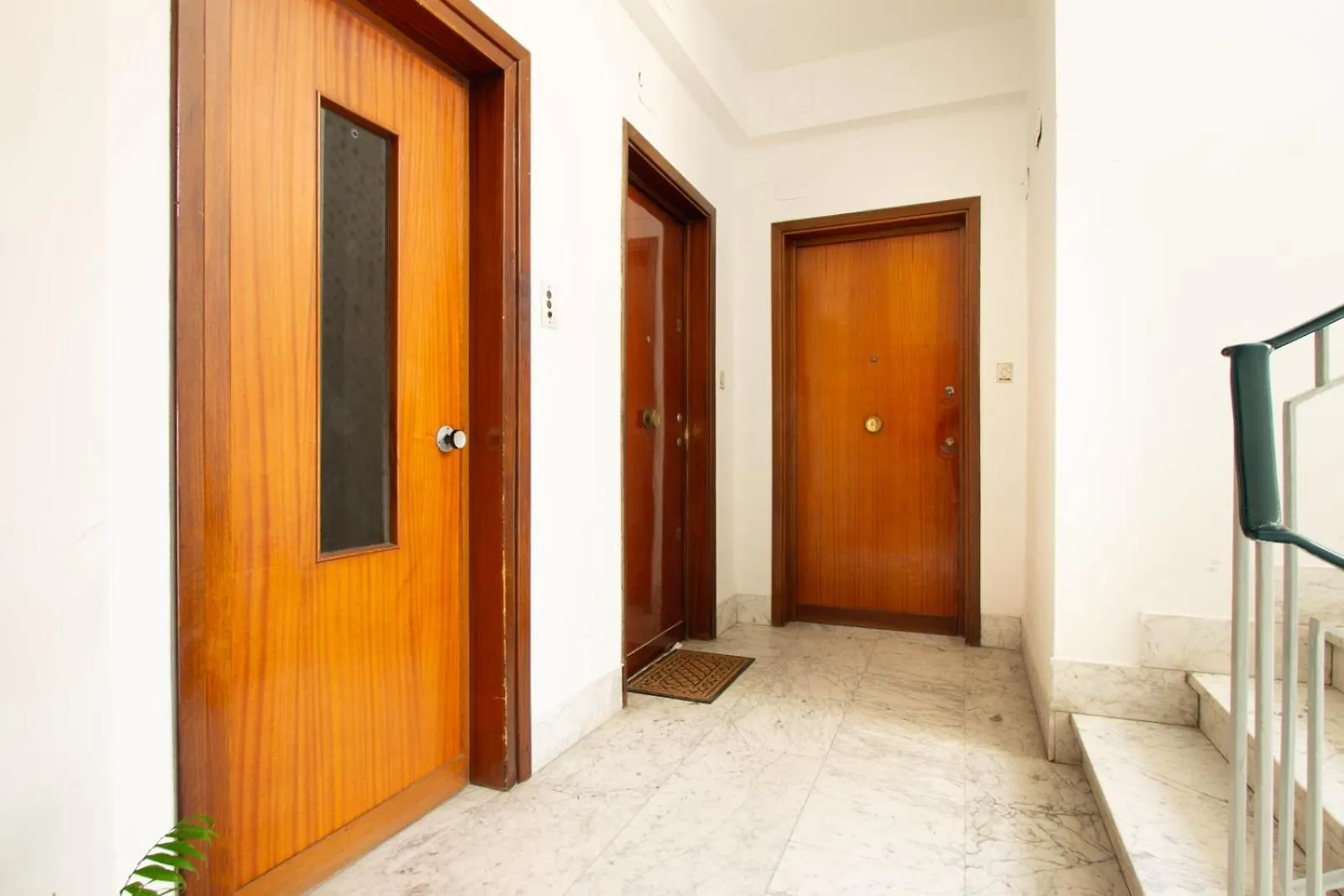 Cozy Retreat Saint John Apartment Rome